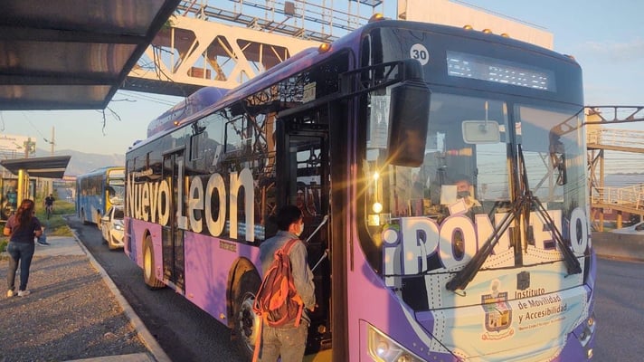 Imagen: Value Arrendadora Border-wide Vehicle Program for Public Transportation in Mexico
